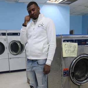 Meet your Posher, Emanuel